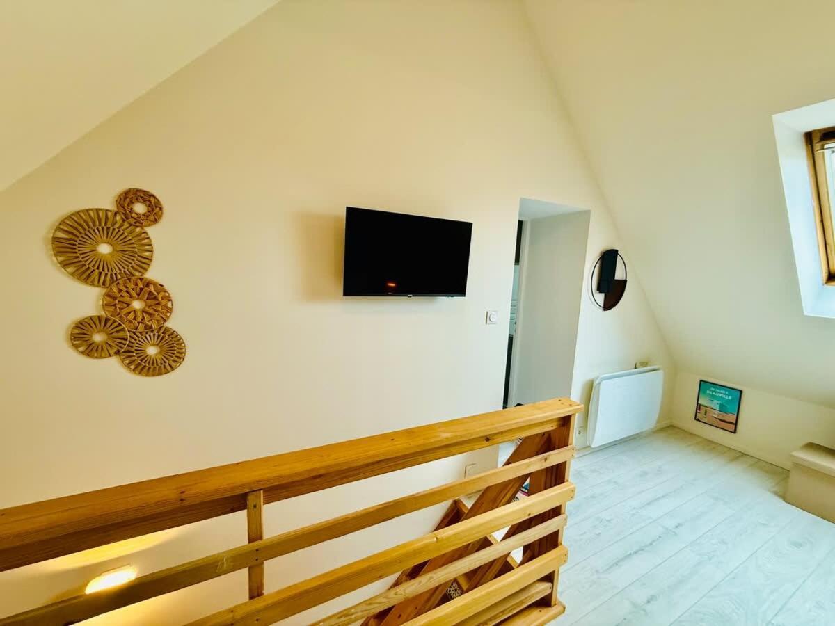 Loft Moderne Et Cosy Proche Des Villes Et Plages Demouville Exteriér fotografie