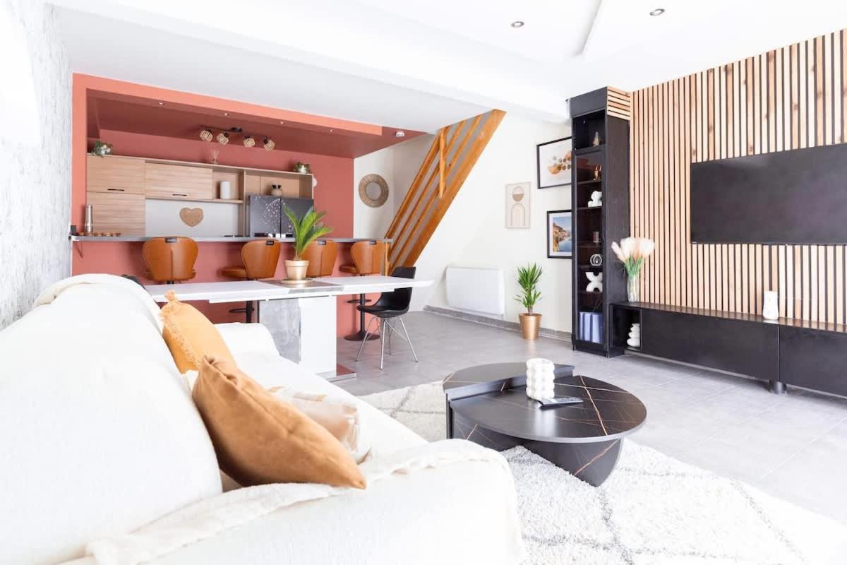 Loft Moderne Et Cosy Proche Des Villes Et Plages Demouville Exteriér fotografie